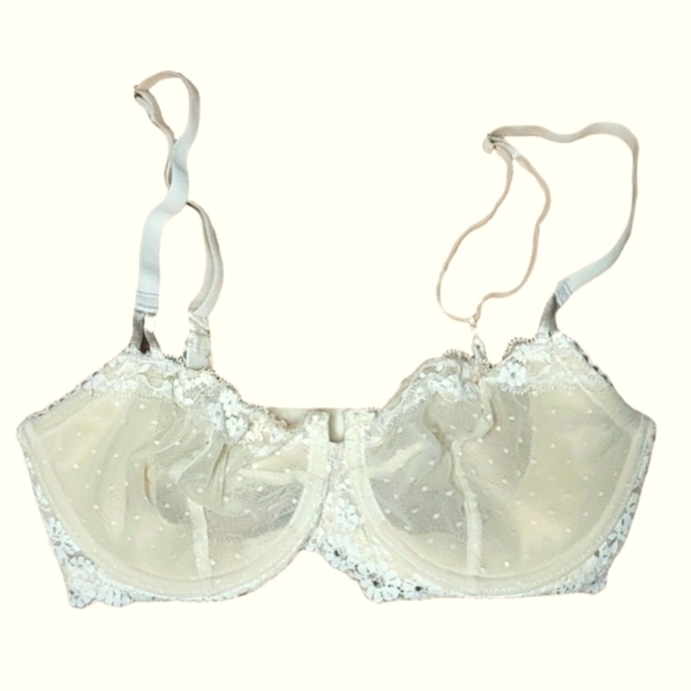 VS Bra